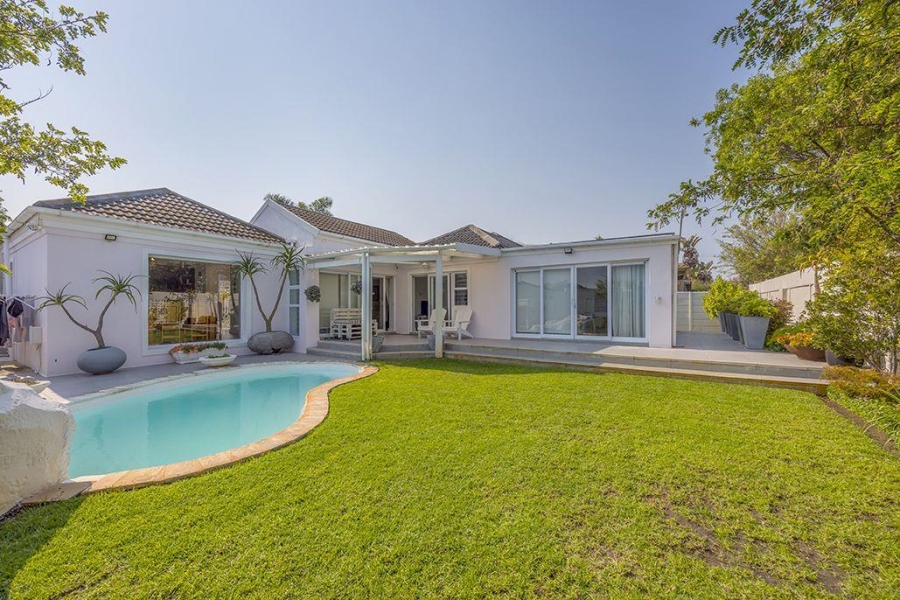 4 Bedroom Property for Sale in Flamingo Vlei Western Cape